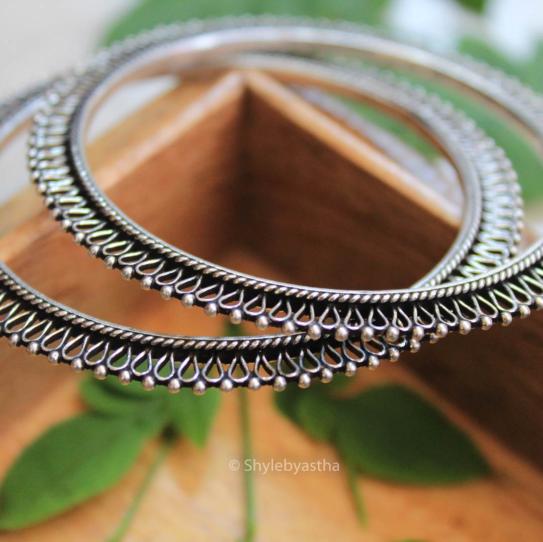 Adya Carved Bangles