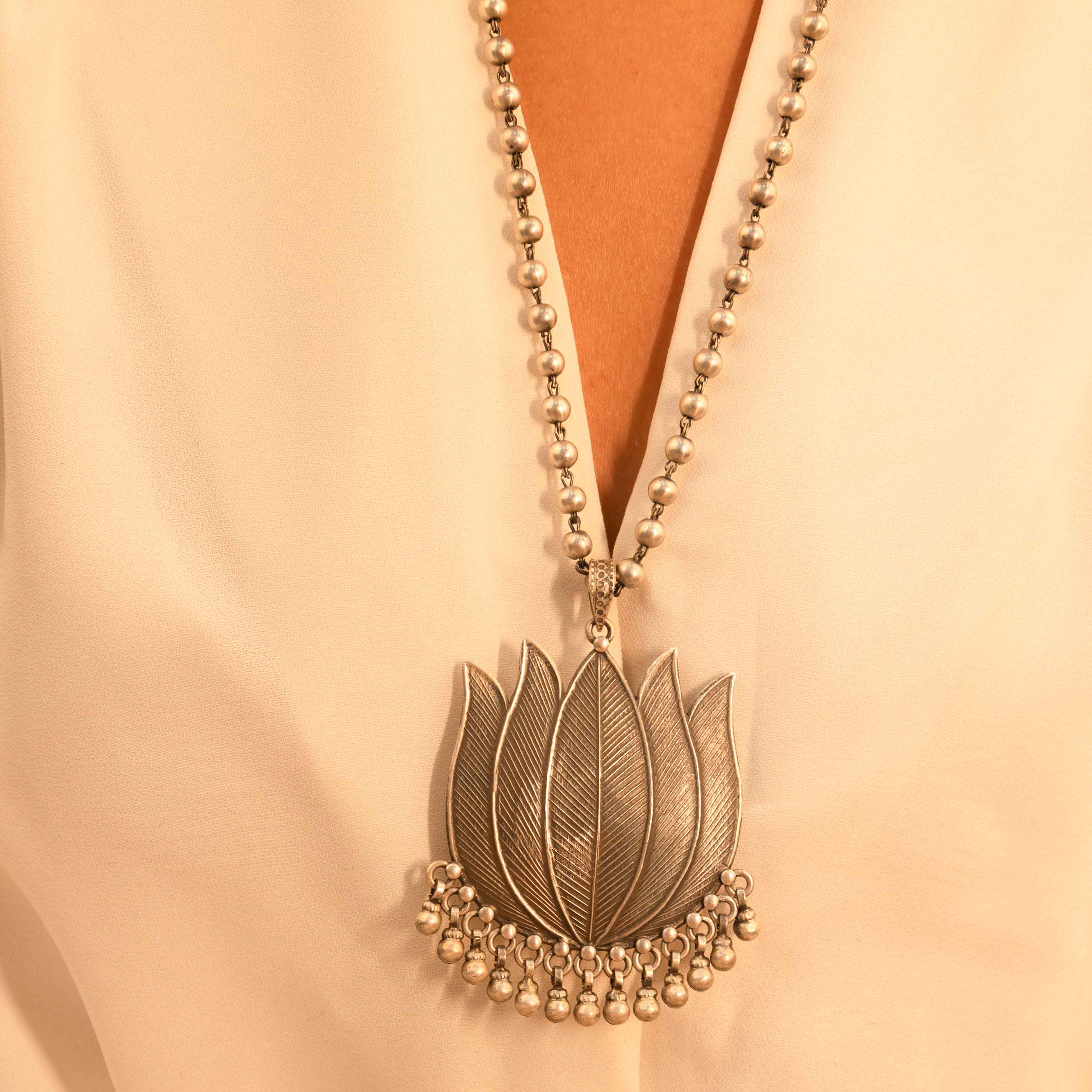 Anvaya Intricate Lotus Necklace