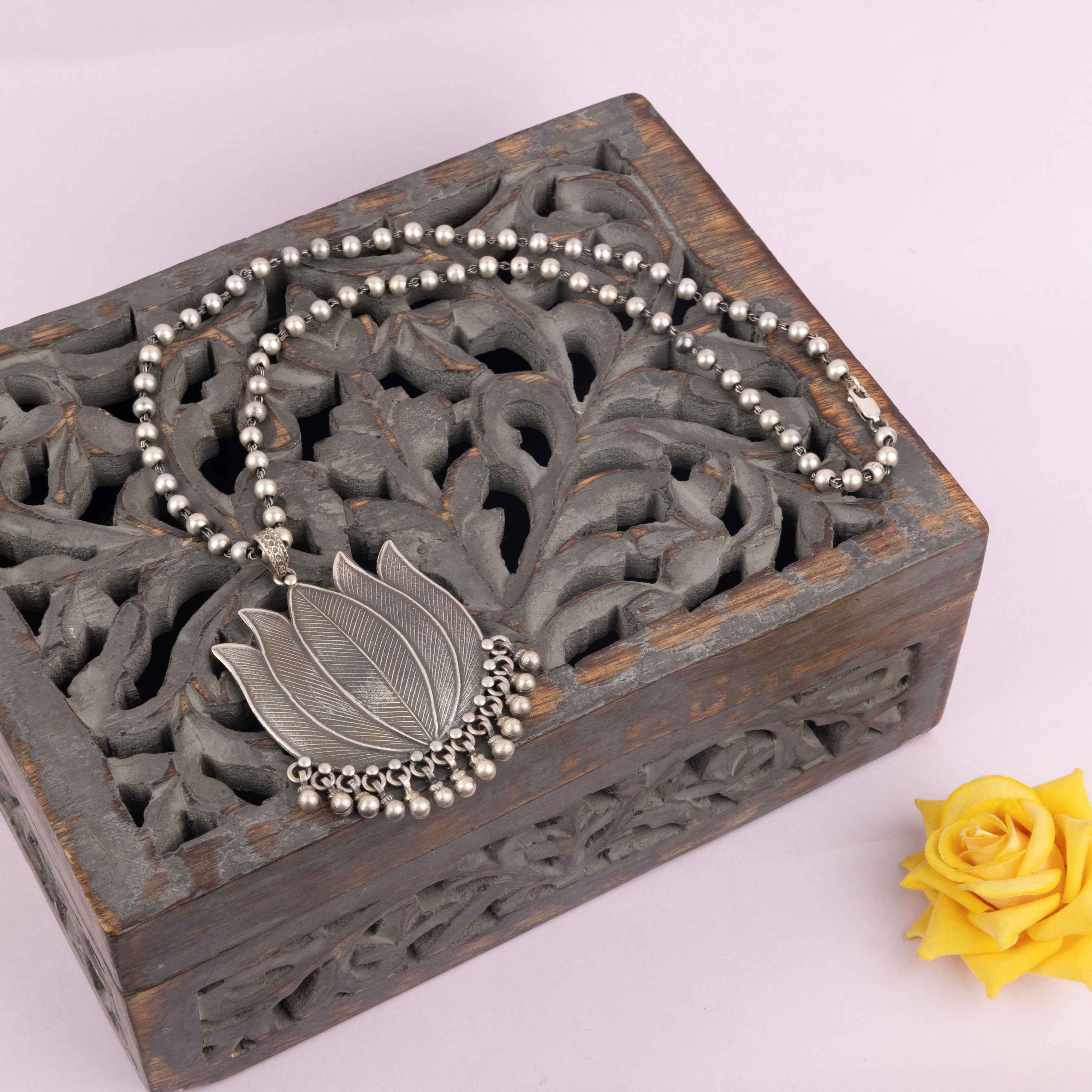 Anvaya Intricate Lotus Necklace