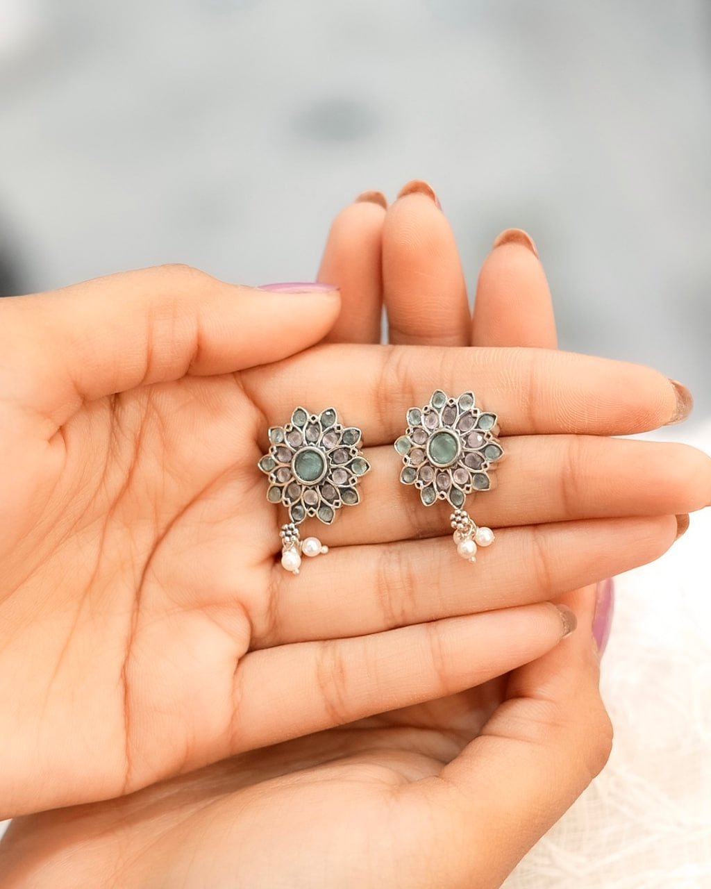 Essence Pastel Flower Stud Earring