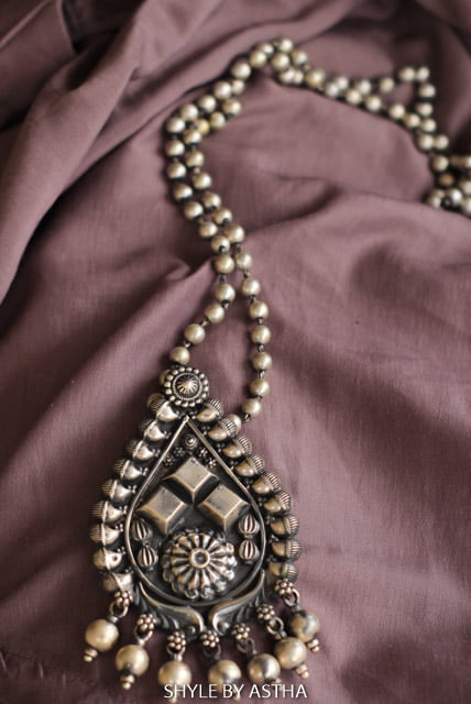 Anvaya Intricate Classic Necklace