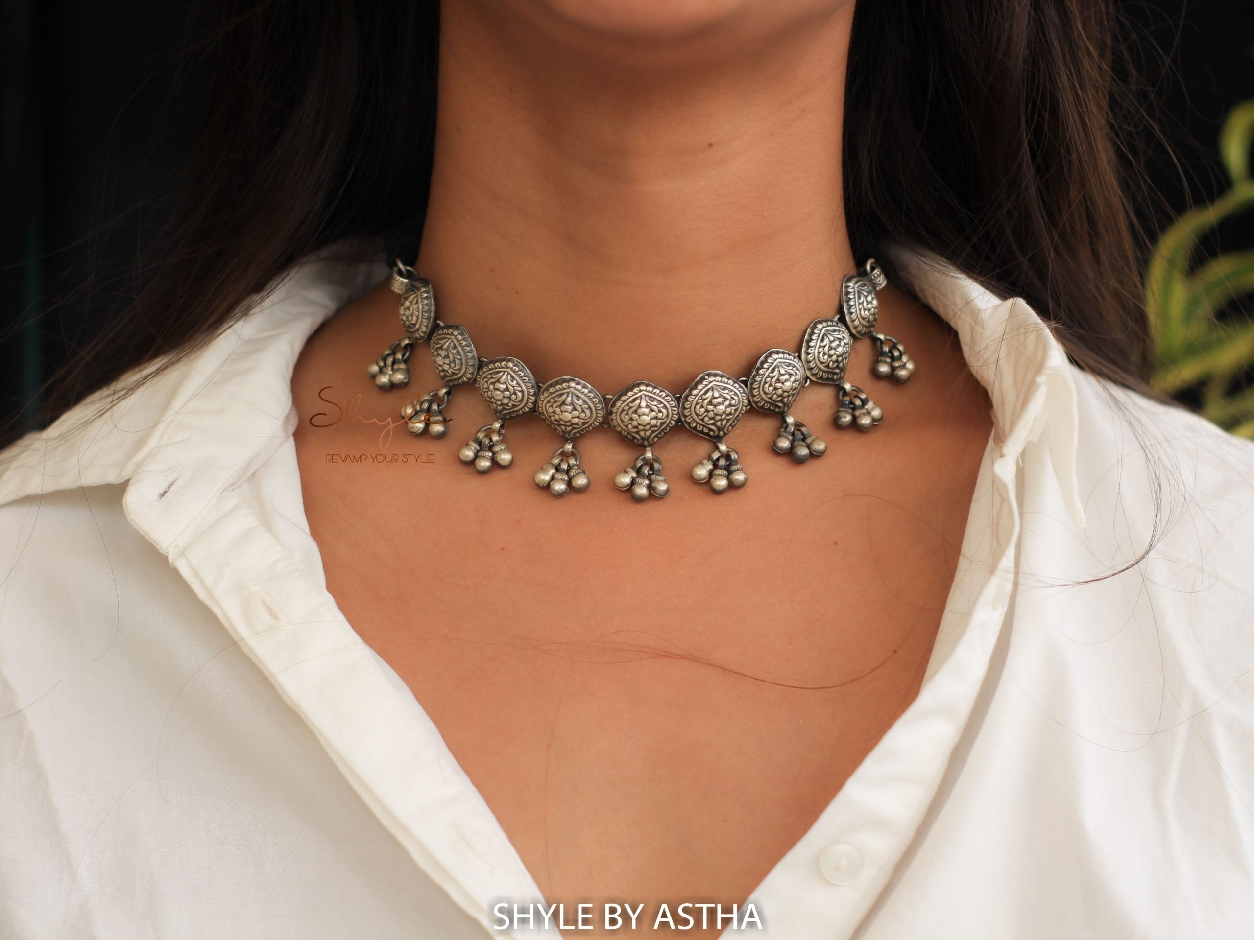 Adya Intricate ghughri Choker