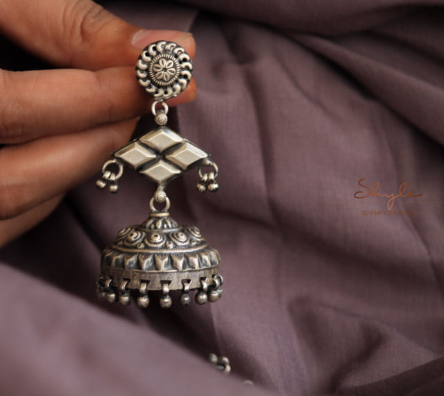 Dulari Layered Intricate Jhumka