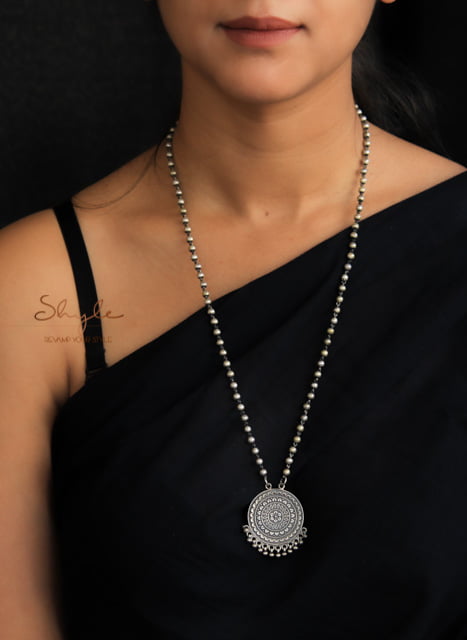 Adya Concentric Layered Necklace Set