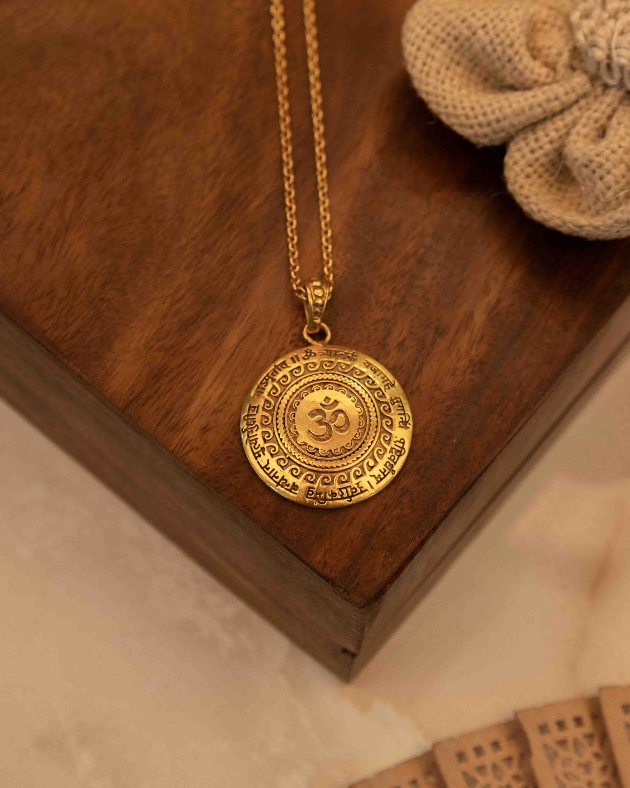 Maha Mrityunjaya Mantra Om Gold Necklace