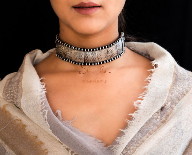 Tattva Shadow Textured Classic Choker