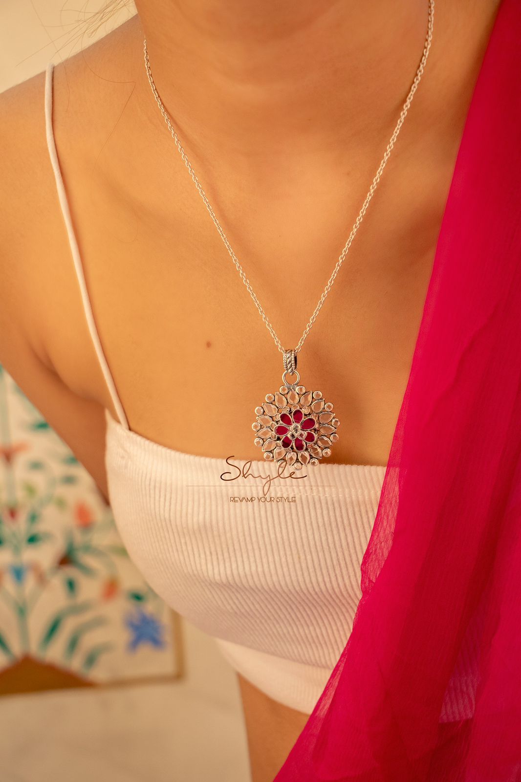 Essence Fine Scintillating Flower Necklace