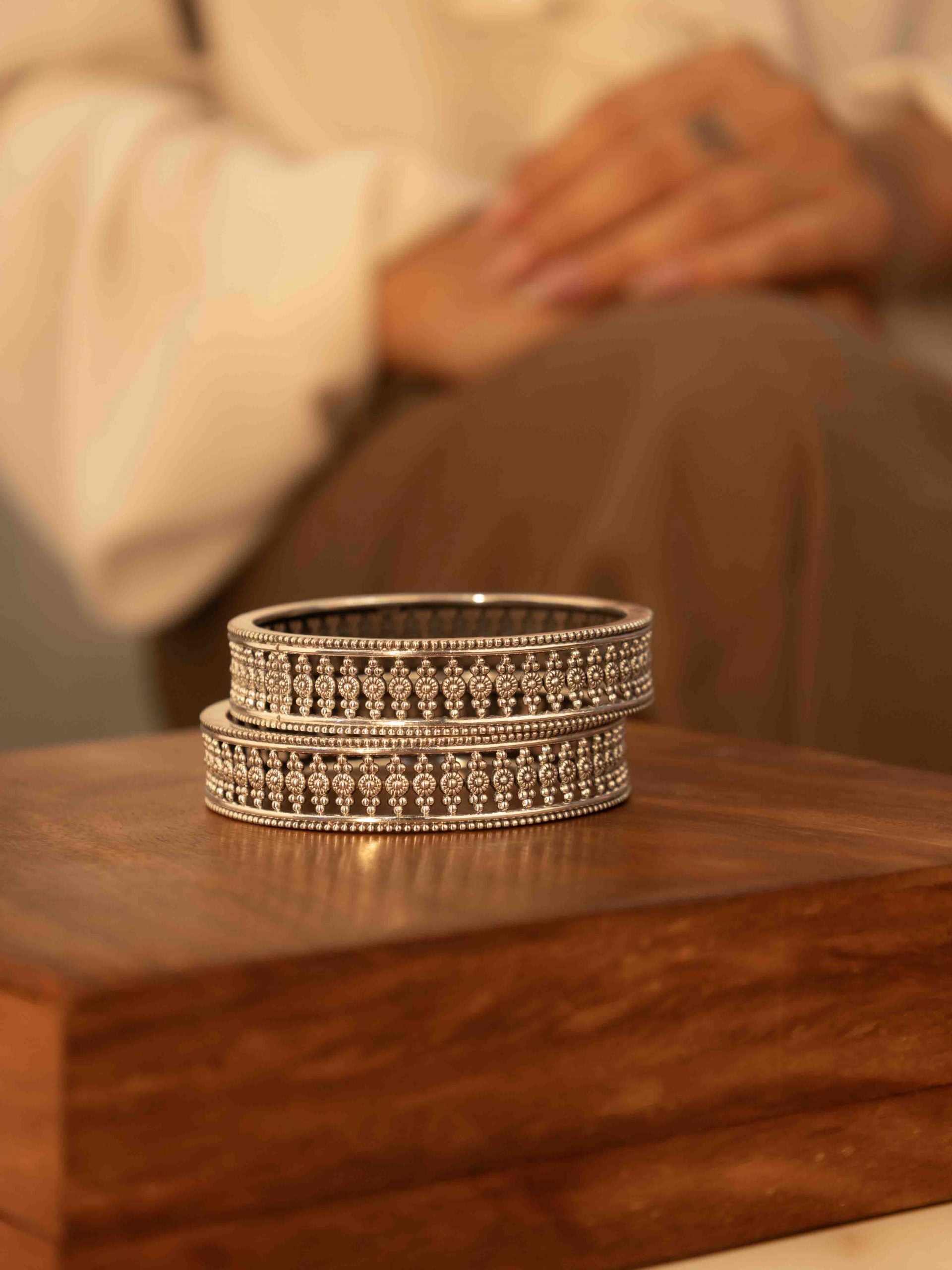 Moh Intricate Jali Classic Bangle