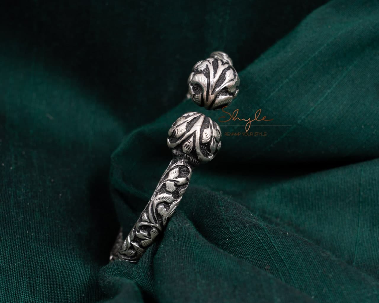 Tattva Chitai Intricate Ball Kada