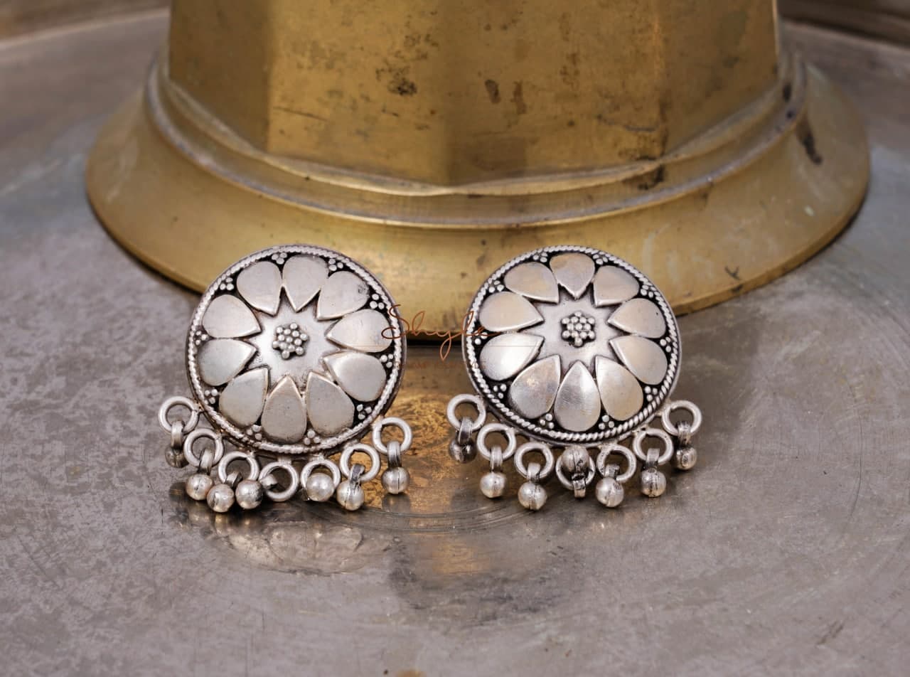 Moh Fine Petal Ghughri Studs front