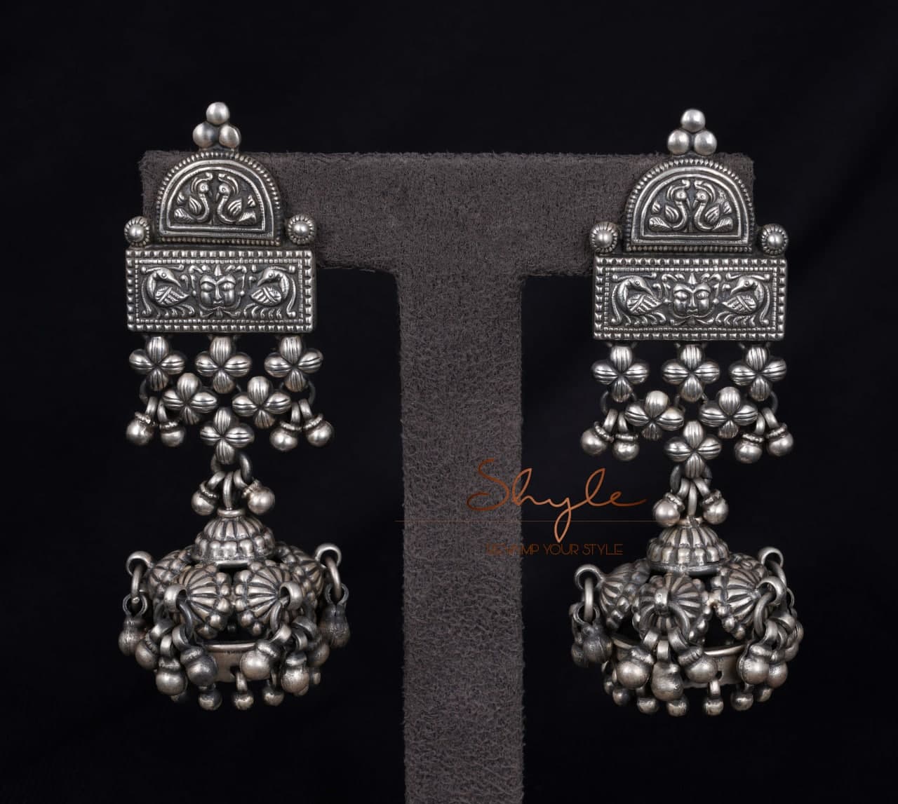 Anvaya Detailed Jali ghughri Embossed Jhumka front