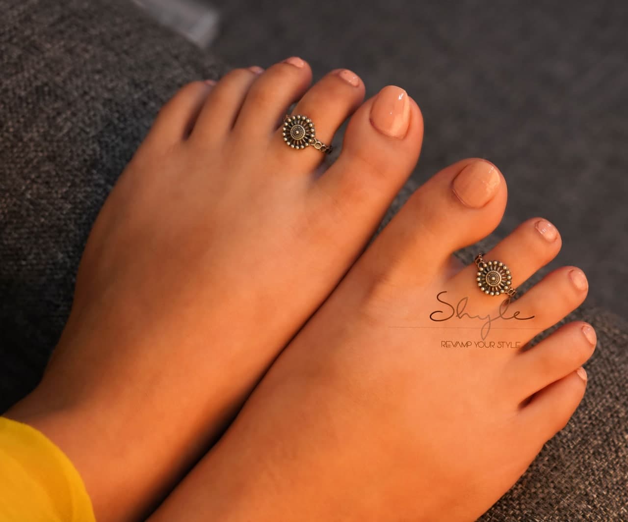 Moh Intricate Chakra Toe Ring