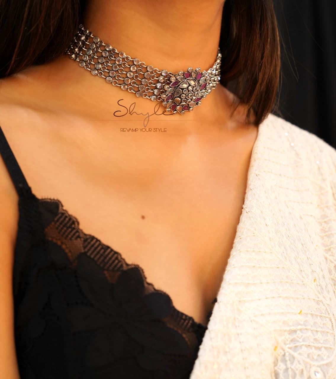 Essence Embossed Motif Scintillating Statement Choker