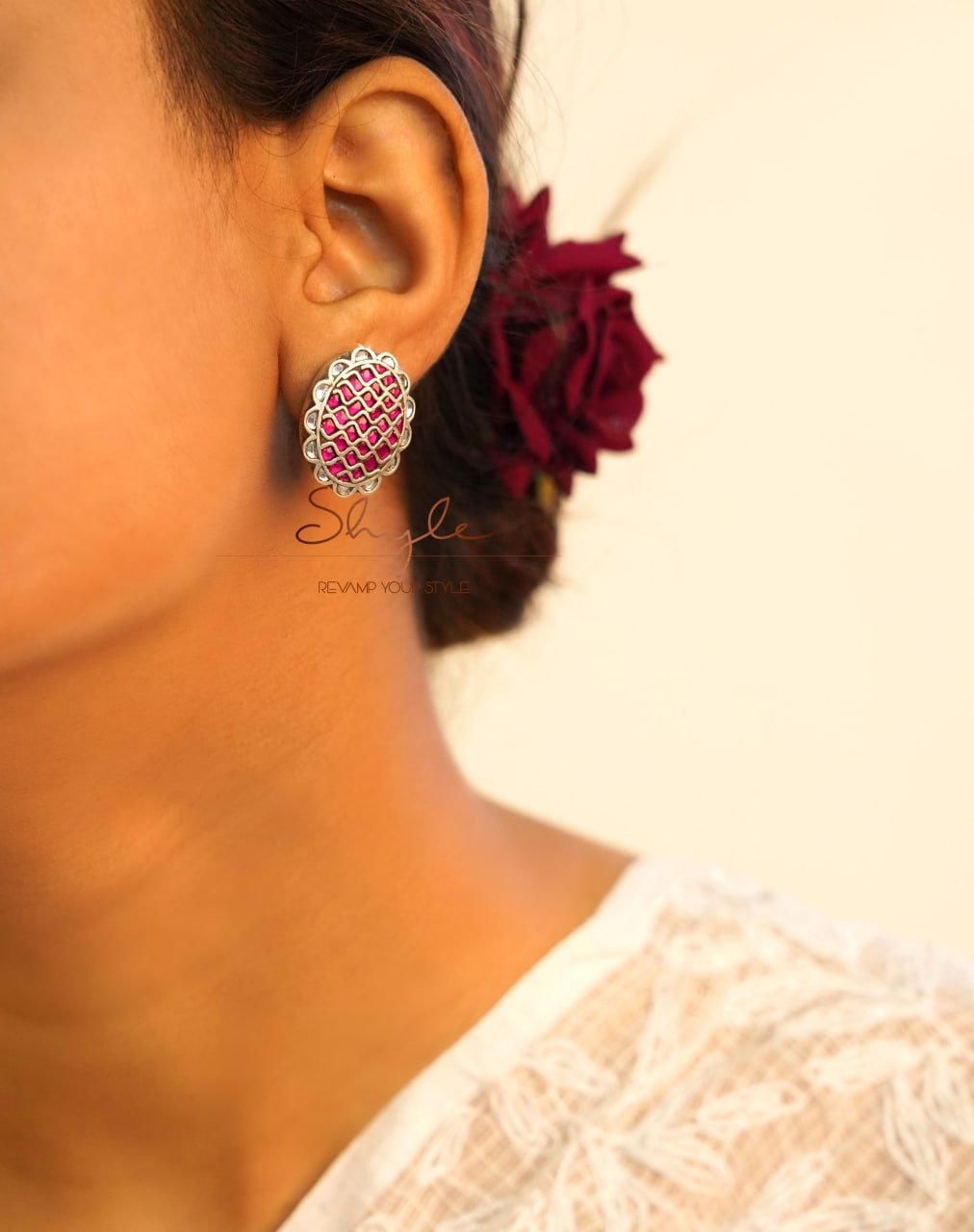 Essence Fine Kundan Stud Earrings