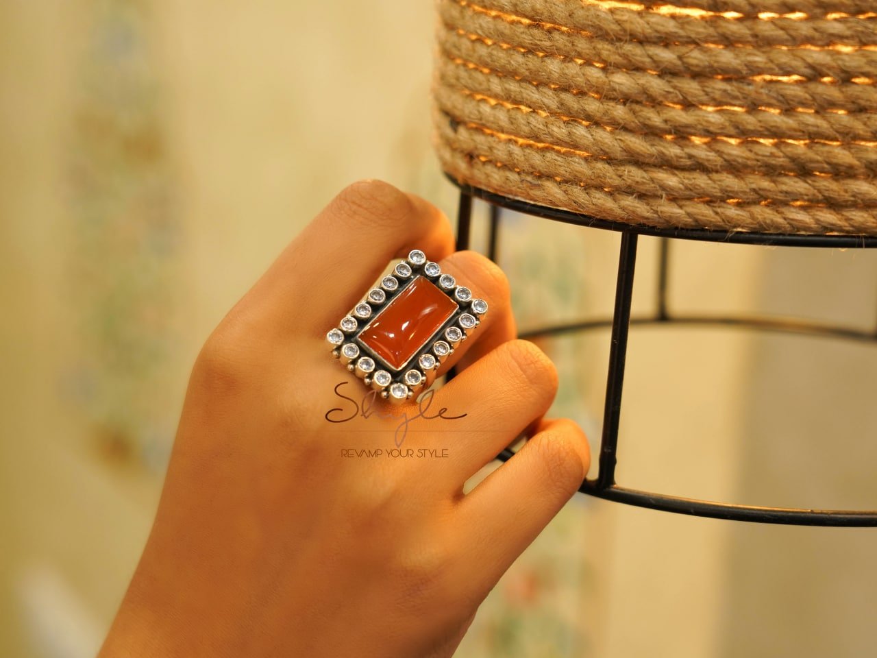 Essence Jadau Orange Jade Cocktail Ring