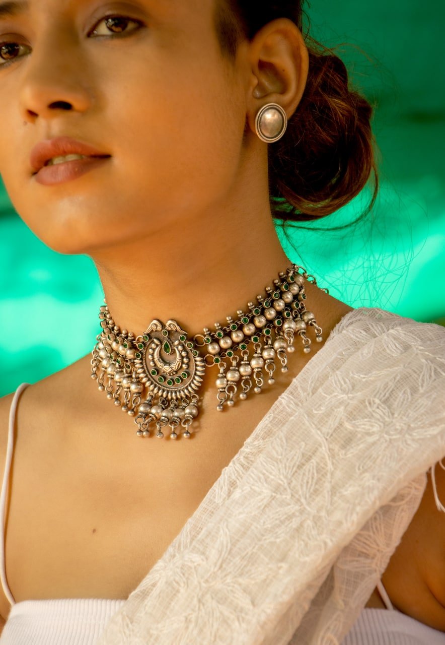 Tattva Jadau Green Ghughri Ball Choker