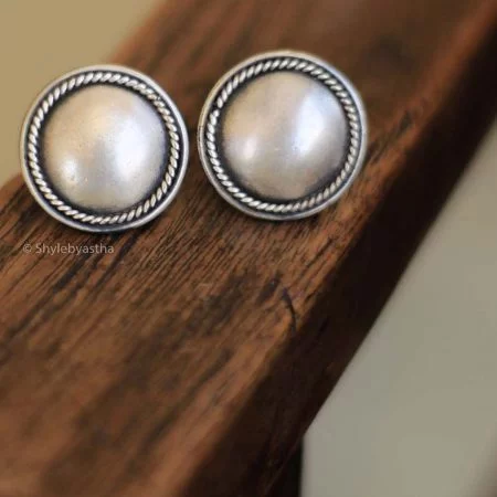 Adya Matte Versatile Studs