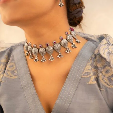Elegant Choker Necklace | Vincraft
